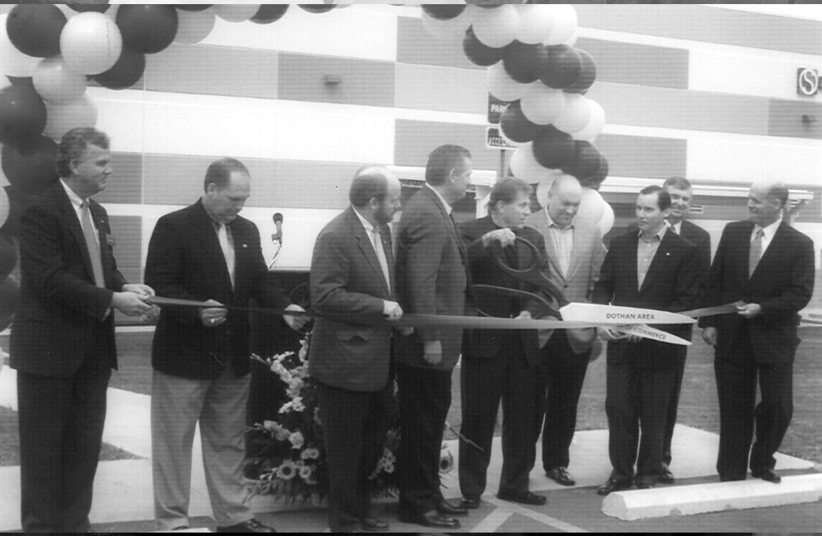 Ribbon cutting of new distribution center